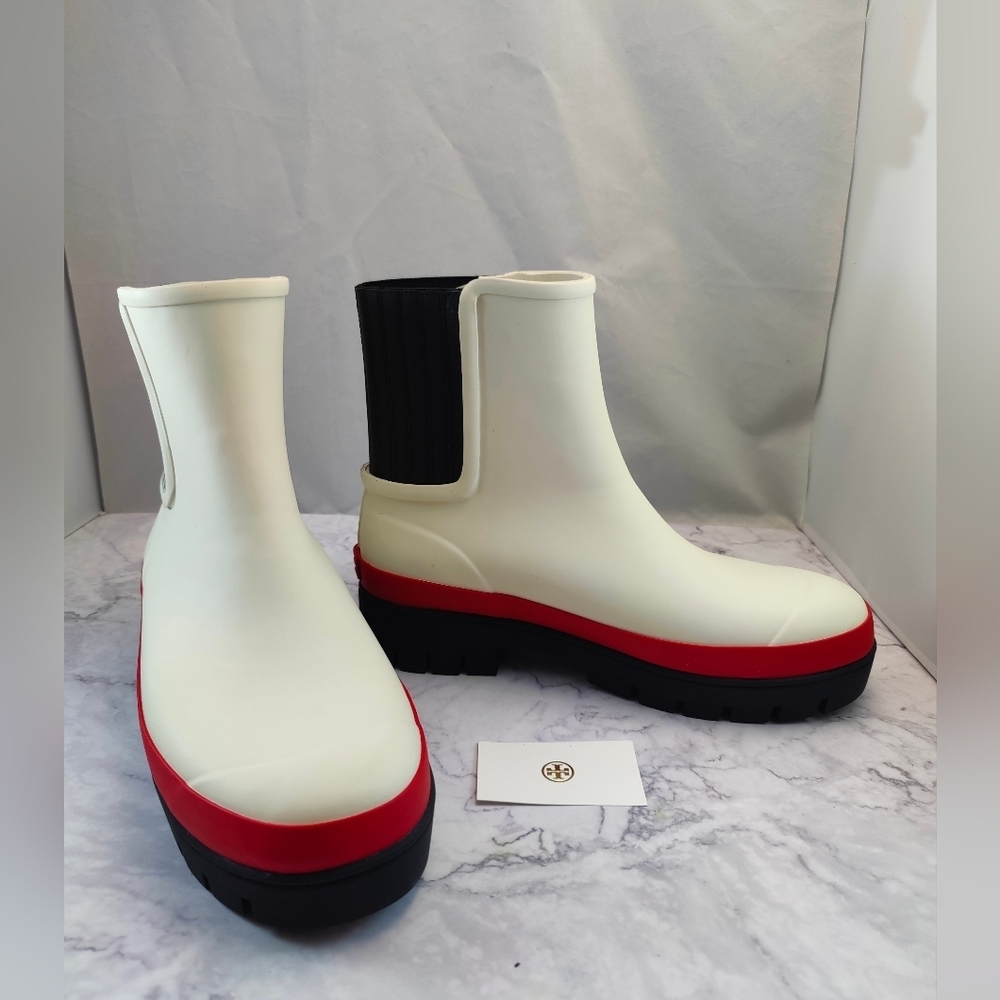 TORY BURCH White Foul Weather Hurricane Ankle Boots Size 10M Ivory/Perfect Black